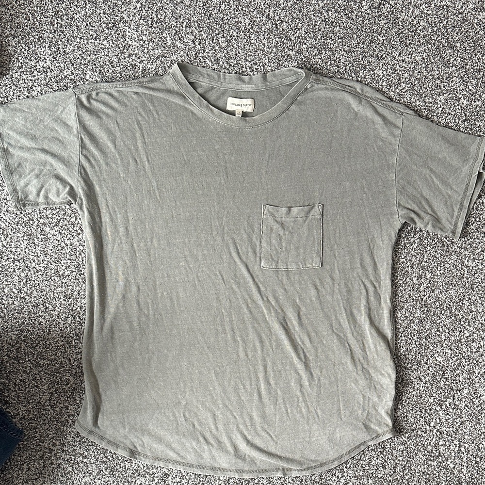 Thread & Supply Gray Short Sleeve Tee